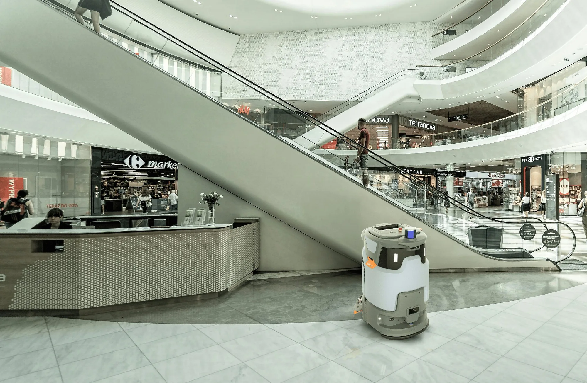 Robot de nettoyage DARE dans un centre commercial